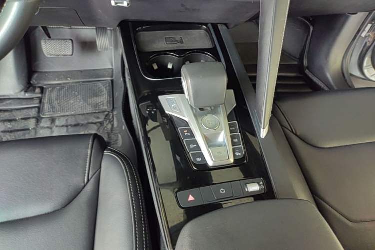 Used BYD Song Pro 2021 1.5T Automatic Elite Edition Gear Lever