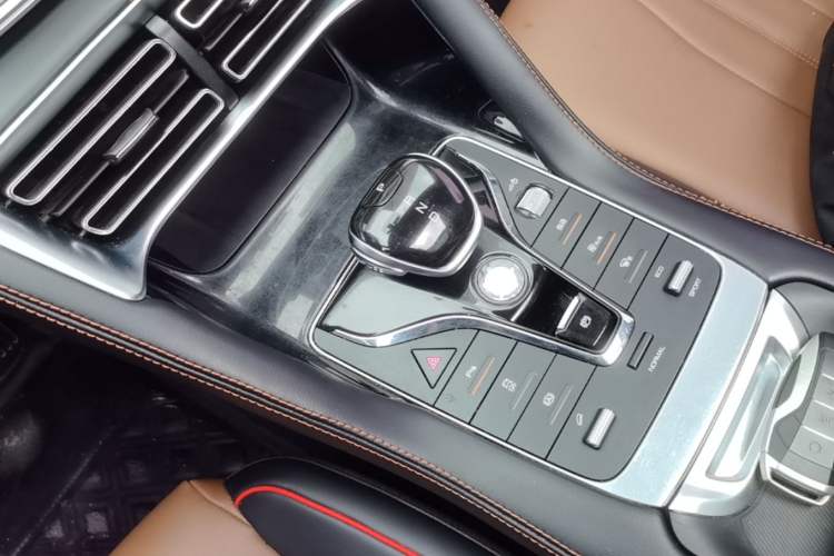 Used BYD Song Pro 2021 1.5T Automatic Xiaoyun Luxury Model Gear Lever