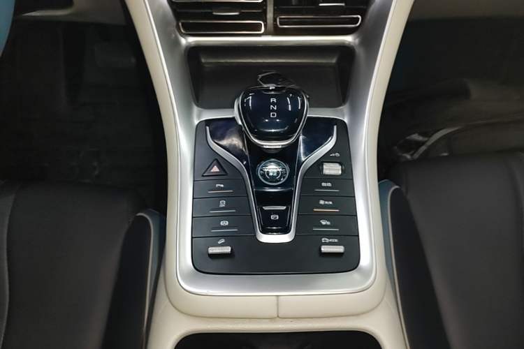 Used BYD Song Pro 2021 1.5T Automatic Xiaoyun Elite Edition Gear Lever