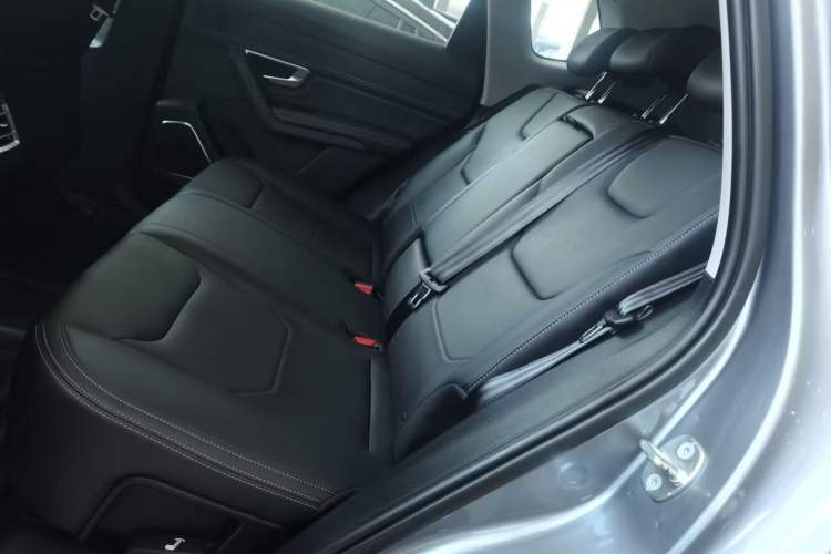 Used BYD Song Pro 2021 1.5T Automatic Elite Edition Interior 5