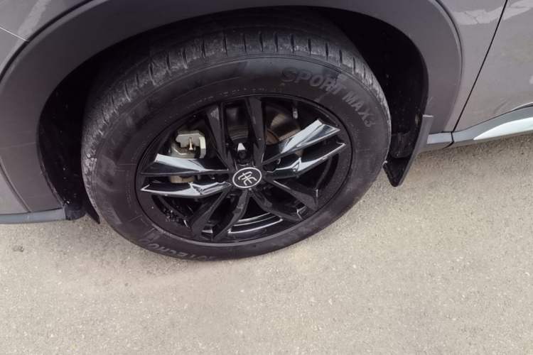 Used BYD Song Pro 2021 1.5T Automatic Xiaoyun Luxury Model Left Front Wheel Hub