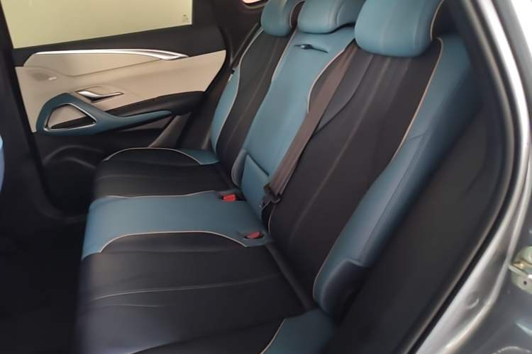 Used BYD Song Pro 2021 1.5T Automatic Xiaoyun Luxury Model Left Rear Seat