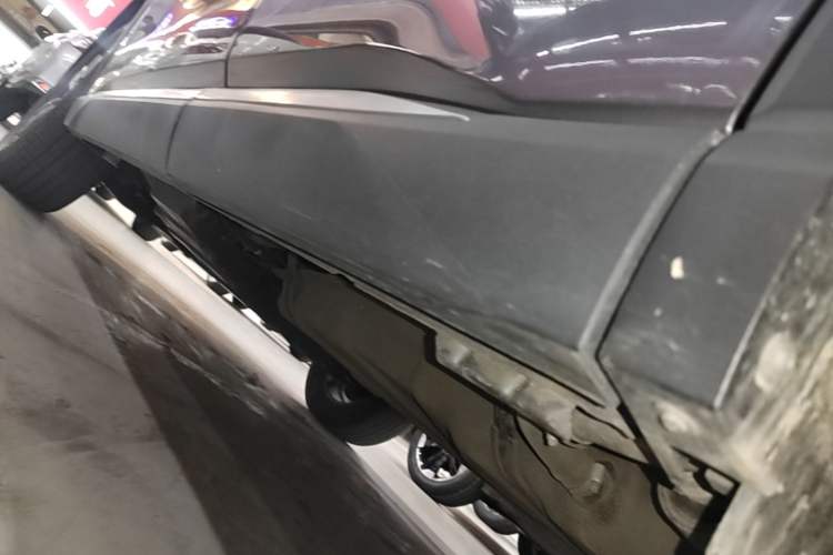 Used BYD Song Pro 2021 1.5T Automatic Xiaoyun Elite Edition Left Side Sill
