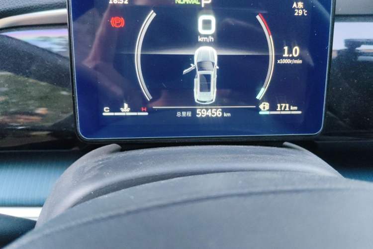 Used BYD Song Pro 2021 1.5T Automatic Xiaoyun Luxury Model Odometer Close Up
