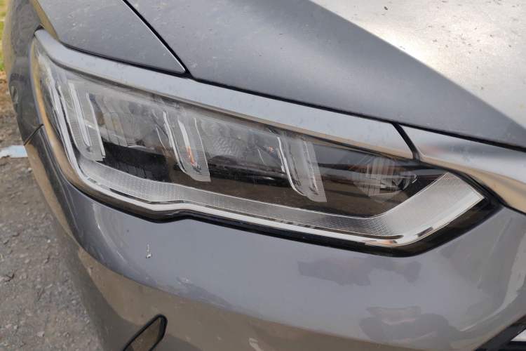 Used BYD Song Pro 2021 1.5T Automatic Xiaoyun Elite Edition Right Front Headlight