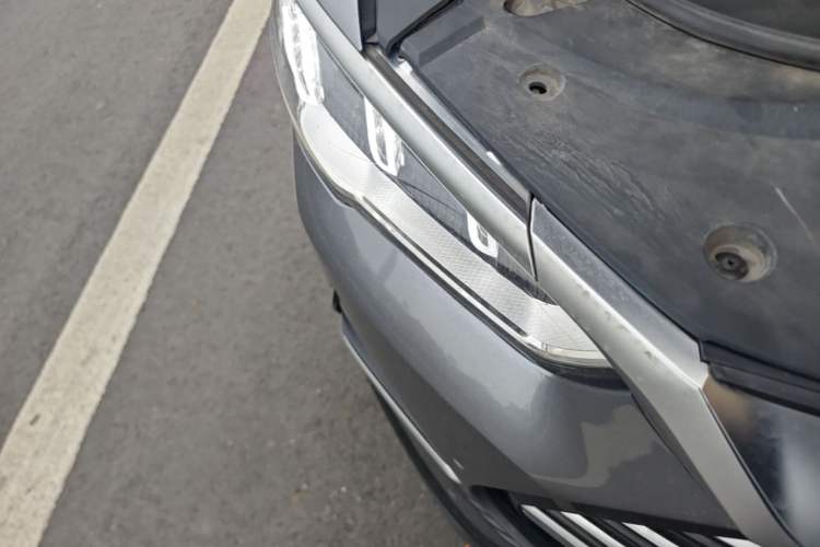 Used BYD Song Pro 2021 1.5T Automatic Xiaoyun Elite Edition Right Front Headlight