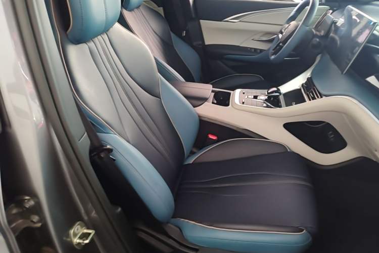 Used BYD Song Pro 2021 1.5T Automatic Xiaoyun Luxury Model Right Front Seat