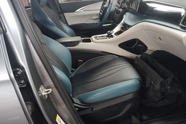 Used BYD Song Pro 2021 1.5T Automatic Xiaoyun Elite Edition Right Front Seat