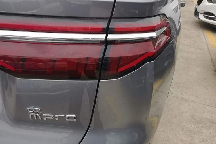 Used BYD Song Pro 2021 1.5T Automatic Xiaoyun Luxury Model Right Rear Taillight