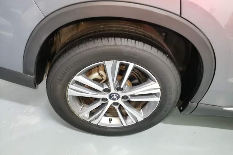 Used BYD Song Pro 2021 1.5T Automatic Xiaoyun Luxury Model Right Rear Wheel Hub
