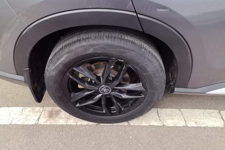 Used BYD Song Pro 2021 1.5T Automatic Xiaoyun Luxury Model Right Rear Wheel Hub