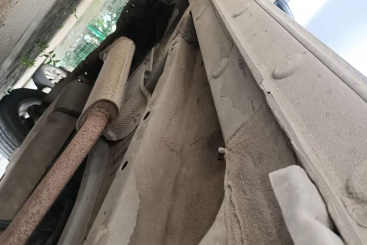 Used BYD Song Pro 2021 1.5T Automatic Luxury Model Right Side Sill