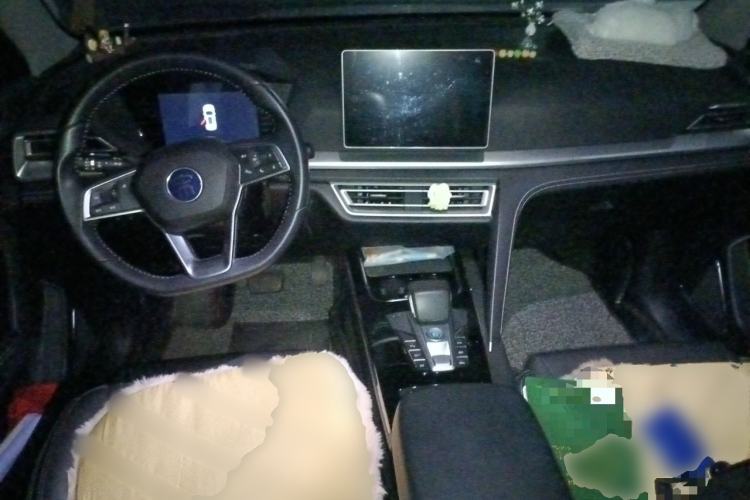 Used BYD Song Pro 2021 1.5T Automatic Elite Edition Center Console