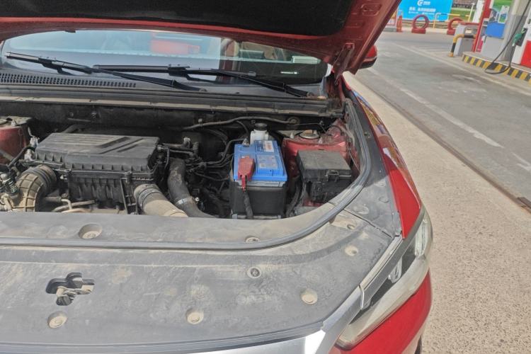 Used BYD Song Pro 2021 1.5T Automatic Xiaoyun Elite Edition Engine Bay Left