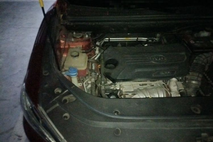 Used BYD Song Pro 2021 1.5T Automatic Elite Edition Engine Bay Right