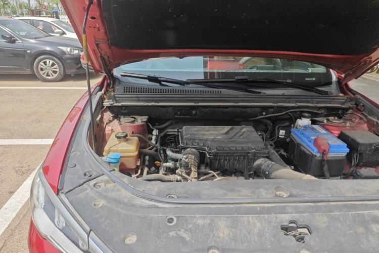 Used BYD Song Pro 2021 1.5T Automatic Xiaoyun Elite Edition Engine Bay Right