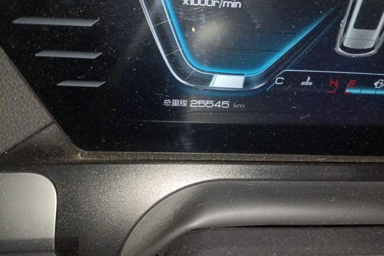 Used BYD Song Pro 2021 1.5T Automatic Elite Edition Odometer Close Up