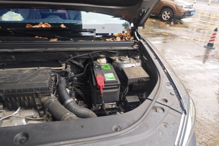 Used BYD Song Pro 2021 1.5T Automatic Xiaoyun Elite Edition Engine Bay Left