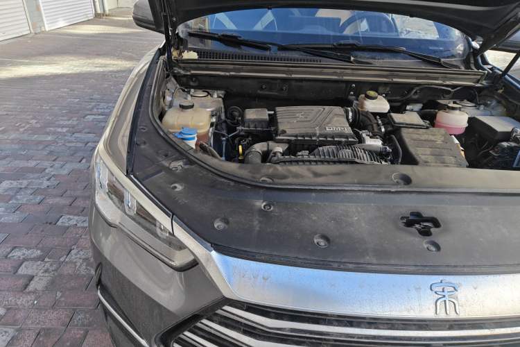 Used BYD Song Pro 2021 1.5T Automatic Luxury Model Engine Bay Right
