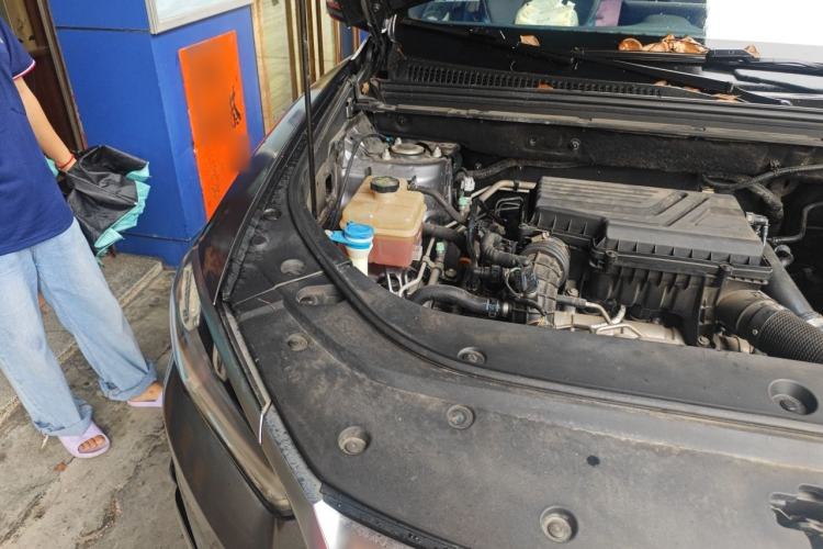 Used BYD Song Pro 2021 1.5T Automatic Xiaoyun Elite Edition Engine Bay Right