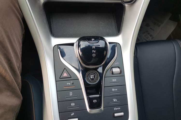 Used BYD Song Pro 2021 1.5T Automatic Xiaoyun Elite Edition Gear Lever