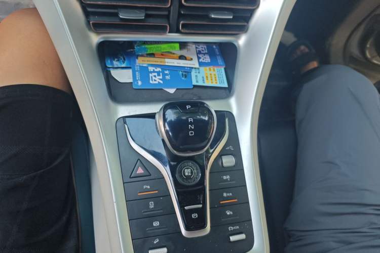 Used BYD Song Pro 2021 1.5T Automatic Xiaoyun Elite Edition Gear Lever