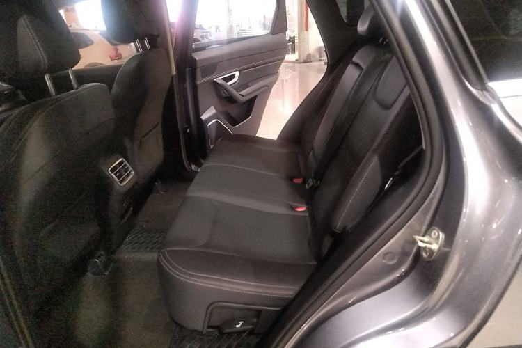 Used BYD Song Pro 2021 1.5T Automatic Luxury Model Interior 1