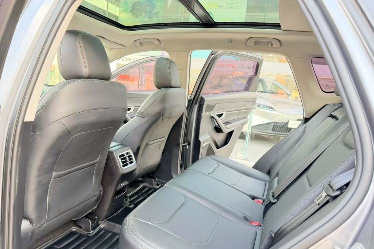 Used BYD Song Pro 2021 1.5T Automatic Elite Edition Interior 2