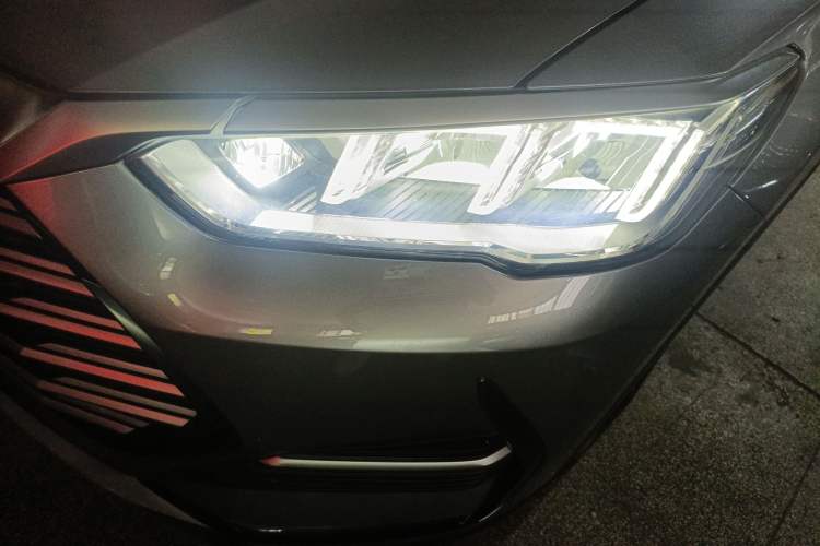 Used BYD Song Pro 2021 1.5T Automatic Xiaoyun Elite Edition Left Front Headlight