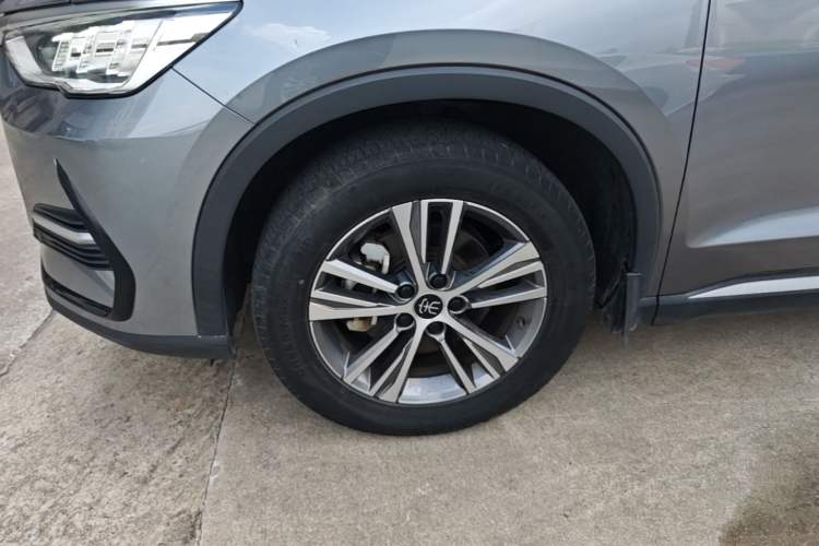 Used BYD Song Pro 2021 1.5T Automatic Elite Edition Left Front Wheel Hub