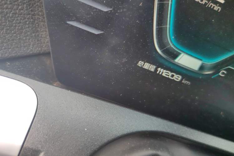 Used BYD Song Pro 2021 1.5T Automatic Elite Edition Odometer Close Up