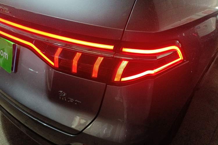 Used BYD Song Pro 2021 1.5T Automatic Xiaoyun Elite Edition Right Rear Taillight