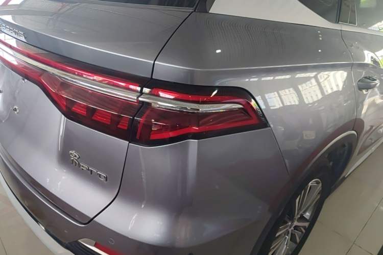 Used BYD Song Pro 2021 1.5T Automatic Xiaoyun Elite Edition Right Rear Taillight