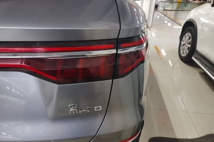 Used BYD Song Pro 2021 1.5T Automatic Xiaoyun Elite Edition Right Rear Taillight