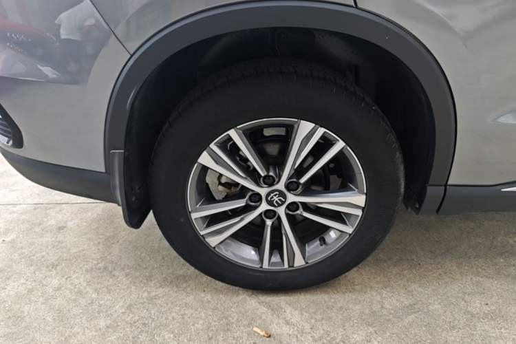Used BYD Song Pro 2021 1.5T Automatic Elite Edition Right Rear Wheel Hub