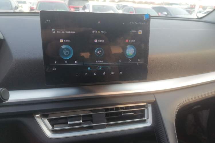 Used BYD Song Pro 2021 1.5T Automatic Elite Edition Audio And AC Panel