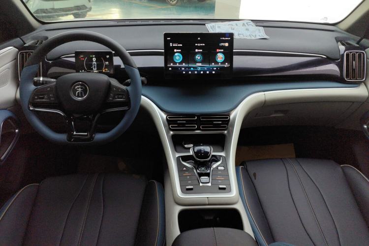 Used BYD Song Pro 2021 1.5T Automatic Xiaoyun Elite Edition Center Console