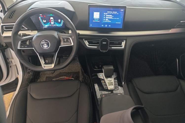 Used BYD Song Pro 2021 1.5T Automatic Elite Edition Center Console