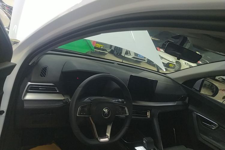 Used BYD Song Pro 2021 1.5T Automatic Elite Edition Center Console