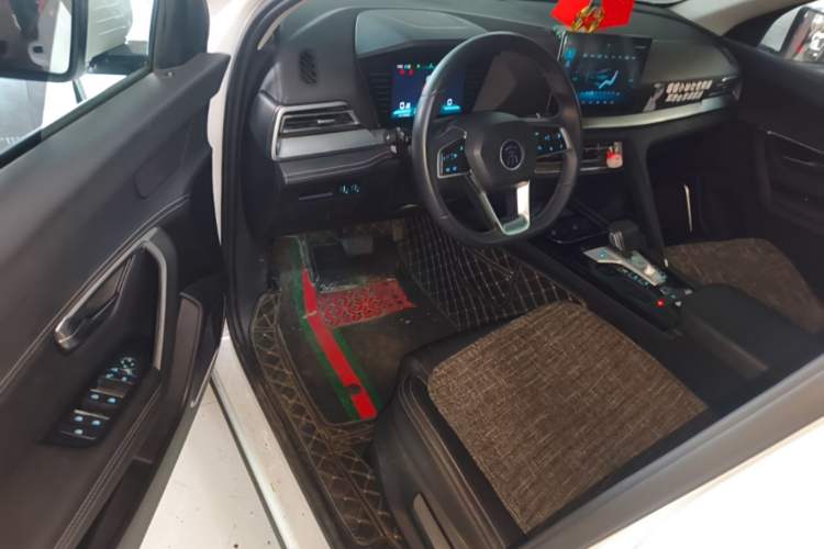 Used BYD Song Pro 2021 1.5T Automatic Elite Edition Driver Seat