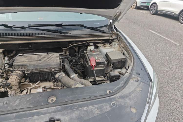 Used BYD Song Pro 2021 1.5T Automatic Xiaoyun Elite Edition Engine Bay Left