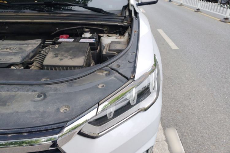 Used BYD Song Pro 2021 1.5T Automatic Elite Edition Engine Bay Left