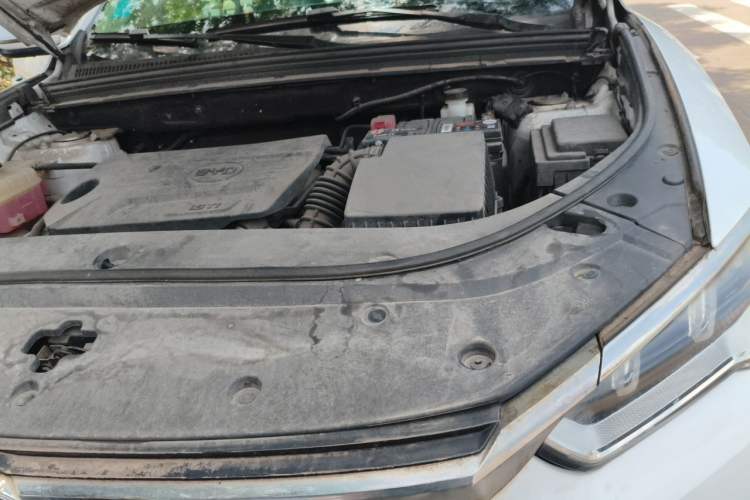 Used BYD Song Pro 2021 1.5T Automatic Elite Edition Engine Bay Left