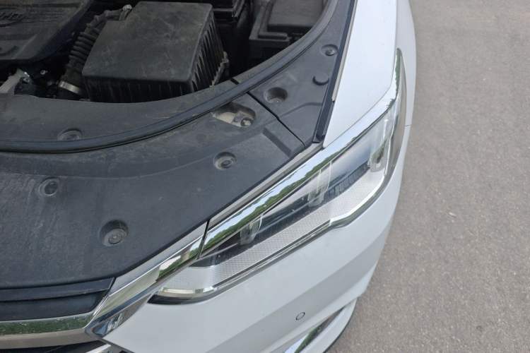 Used BYD Song Pro 2021 1.5T Automatic Luxury Model Engine Bay Left