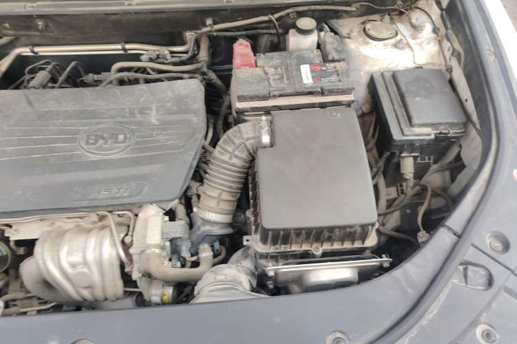 Used BYD Song Pro 2021 1.5T Automatic Elite Edition Engine Bay Left