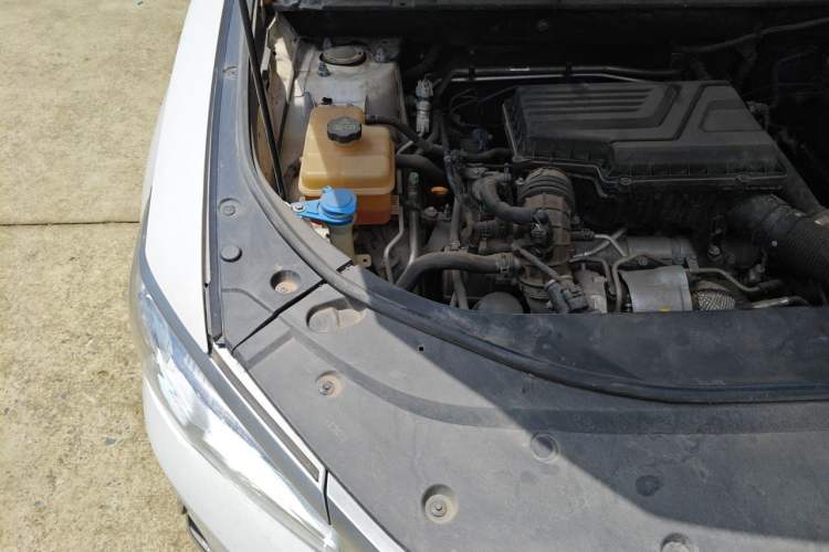 Used BYD Song Pro 2021 1.5T Automatic Xiaoyun Luxury Model Engine Bay Right