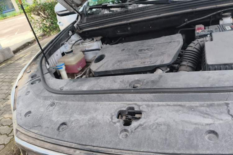 Used BYD Song Pro 2021 1.5T Automatic Elite Edition Engine Bay Right