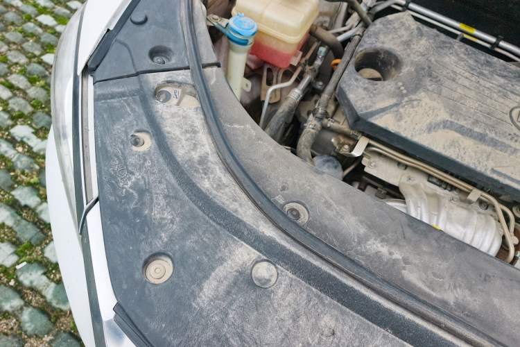 Used BYD Song Pro 2021 1.5T Automatic Luxury Model Engine Bay Right