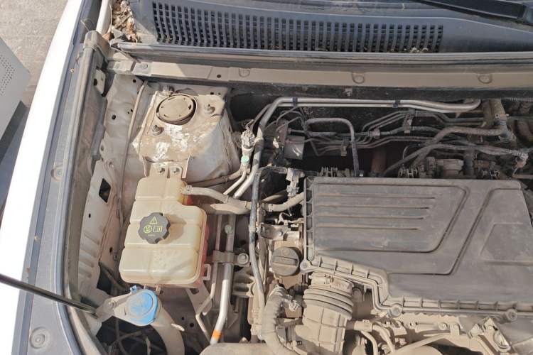 Used BYD Song Pro 2021 1.5T Automatic Xiaoyun Elite Edition Engine Bay Right