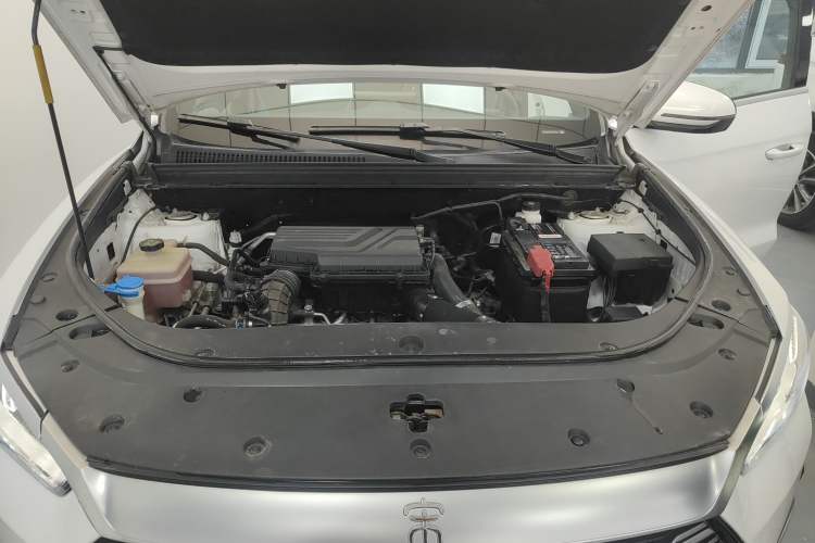 Used BYD Song Pro 2021 1.5T Automatic Xiaoyun Elite Edition Engine Bay
